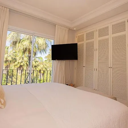 Luxury Beachfront/3bdrms/3baths/ventura Del Mar Apartment